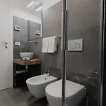 Piazza Giotti 8 4* 的里雅斯特