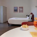 Piazza Giotti 8 4* 的里雅斯特