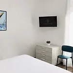 公寓式酒店 Piazza Giotti 8 的里雅斯特