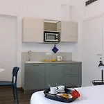 Piazza Giotti 8 4* 的里雅斯特