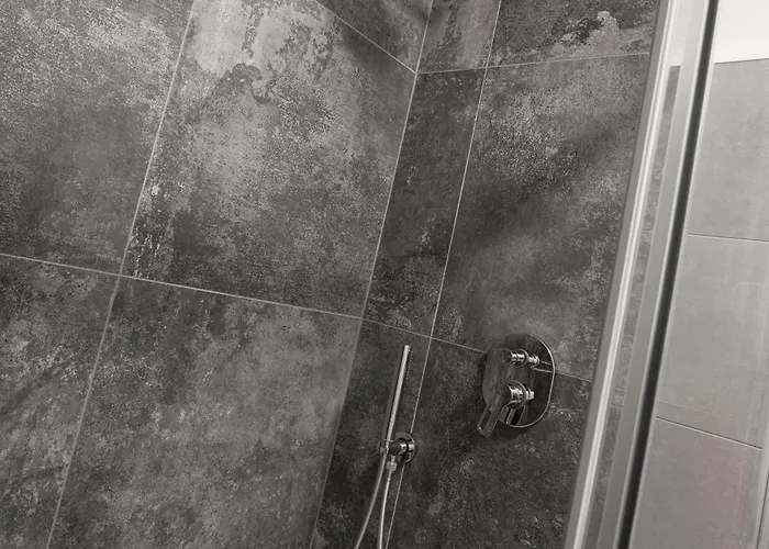 Aparthotel Piazza Giotti 8 4*