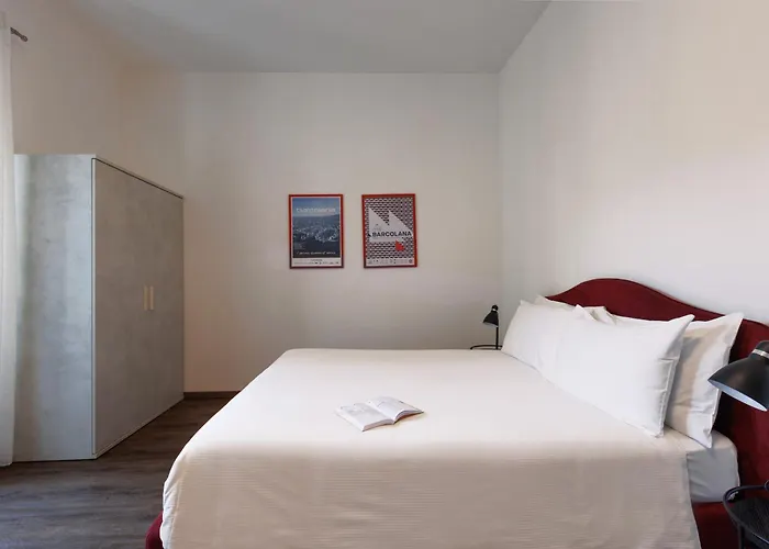 Piazza Giotti 8 Aparthotel Trieste